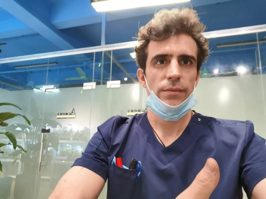 "28 días de asedio" por Cristóbal Mínguez Herrera